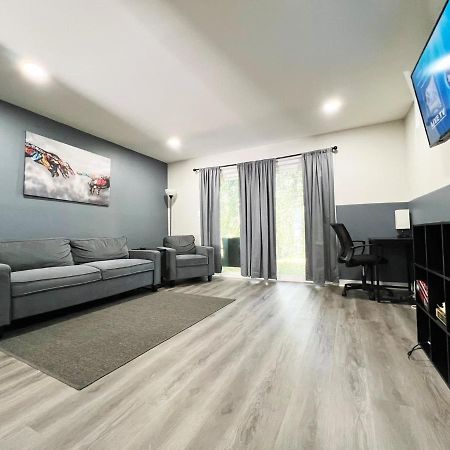 The Lux 28 Tvs Every Room Free Wifi Atlanta Bagian luar foto