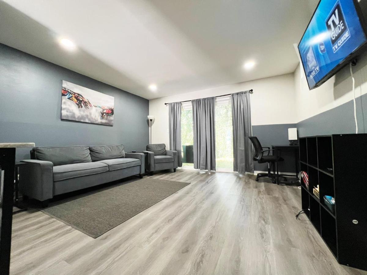 The Lux 28 Tvs Every Room Free Wifi Atlanta Bagian luar foto
