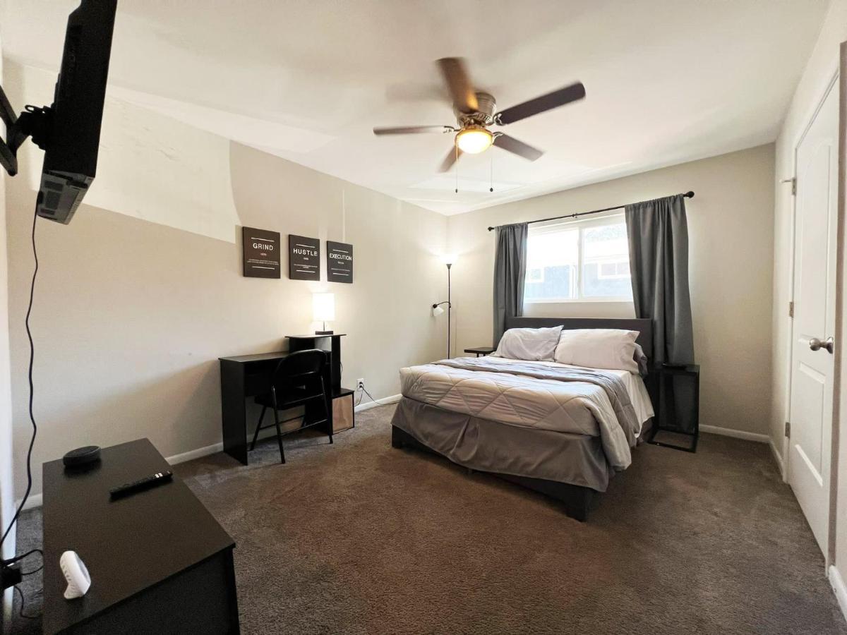 The Lux 28 Tvs Every Room Free Wifi Atlanta Bagian luar foto